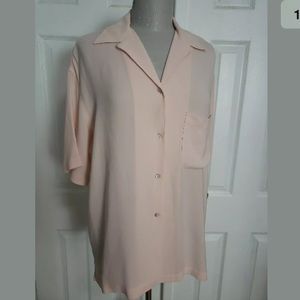 Liz Claiborne Size 6 Peach Short Sleeve Blouse